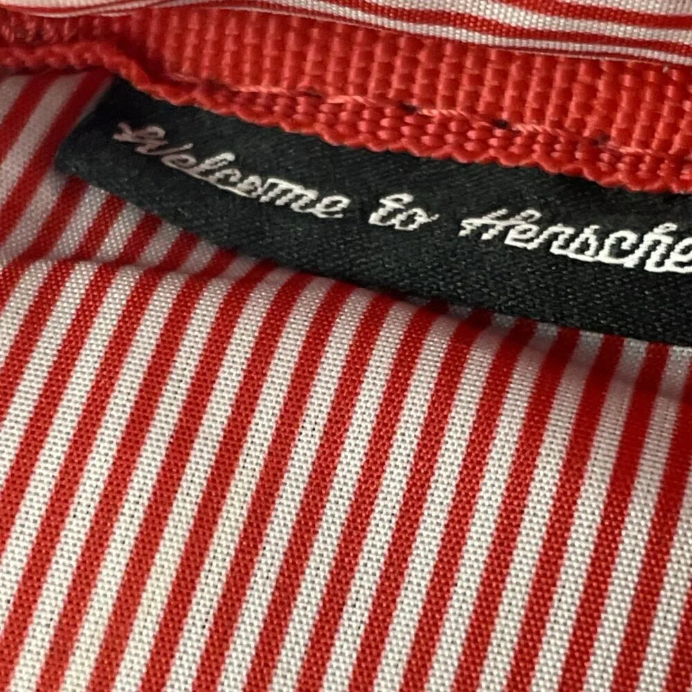 Herschel Settlement Backpack Raven Crosshatch Gray Canvas Red Striped Interior